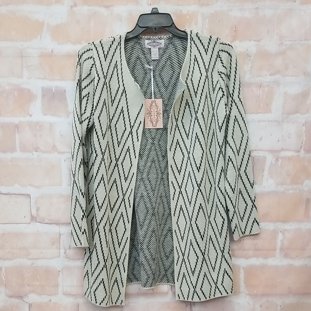 Oliver Diamond Pattern Cardigan - Black and Cream